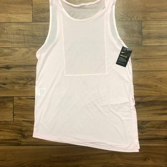 Nike Breathe Women's Ultra-lite Training Tank - Picture 2 of 7